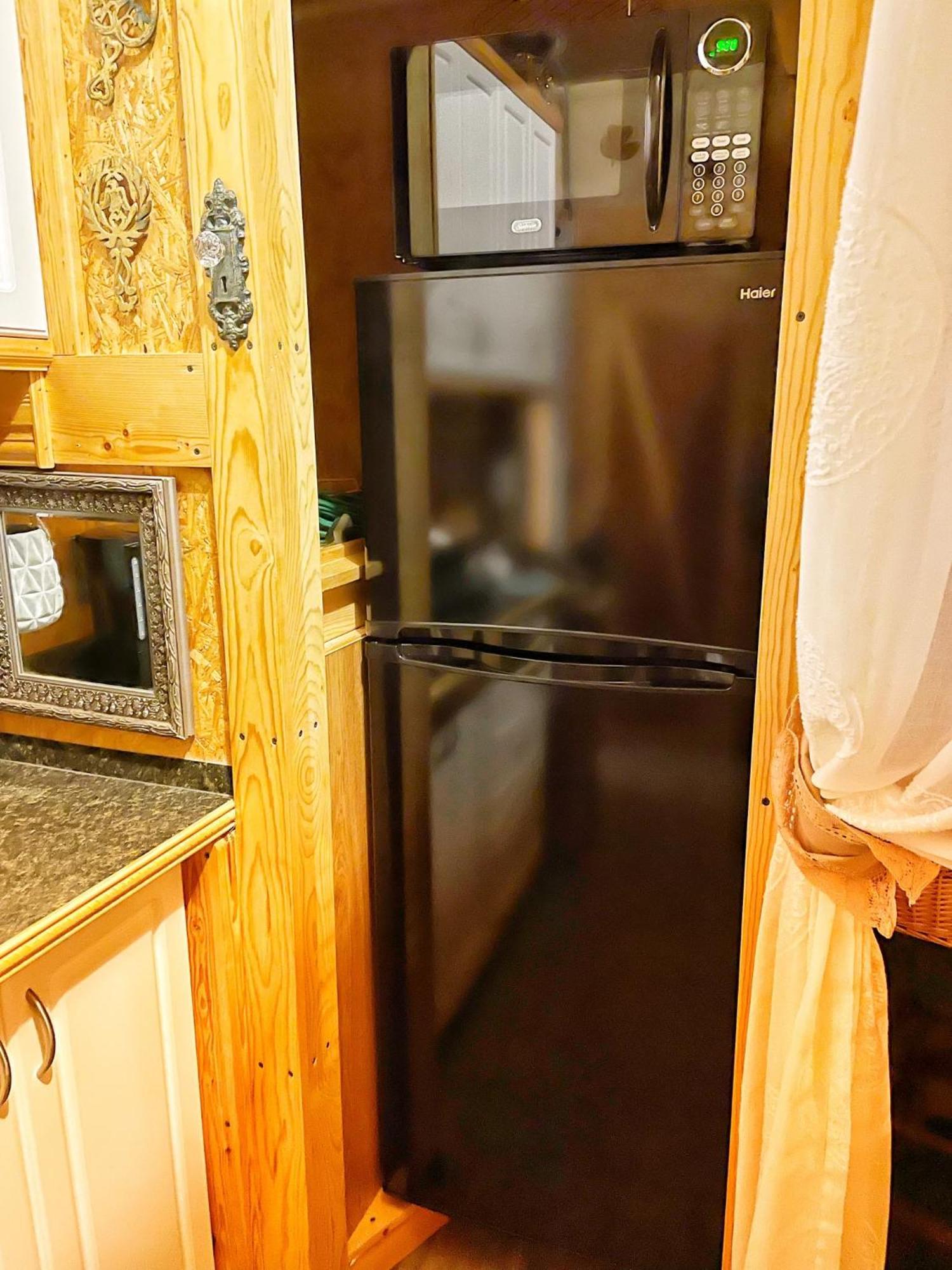Вилла Tiny House, Wifi,Hot Tub,Secluded Cosby Экстерьер фото